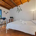 Politeama\'S Corner- Affitti Brevi Italia